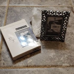 2 1/2 x 3 1/2 Silver Malden Frame